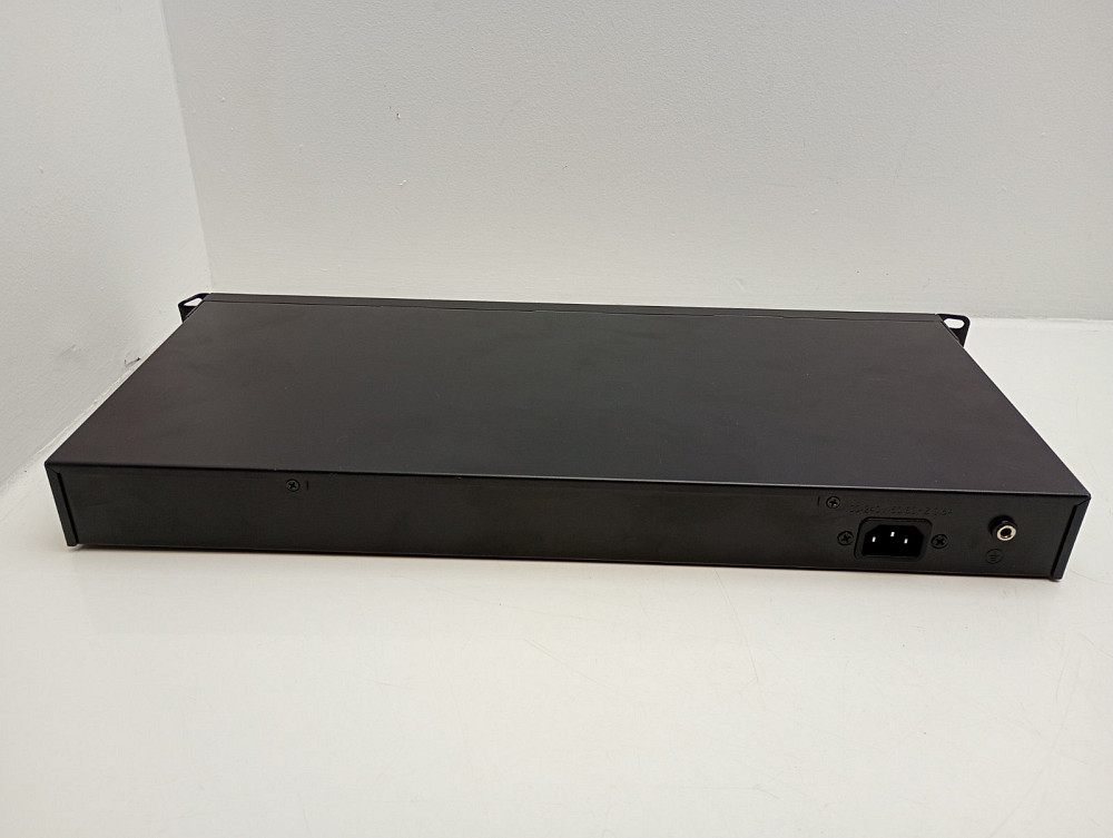 Комутатор некерований PoE 24-х портовий Binardat G30-246GSP (товар вживаний) Луцк - изображение 3