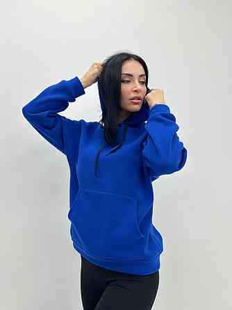 Однотонный батник с капюшоном 