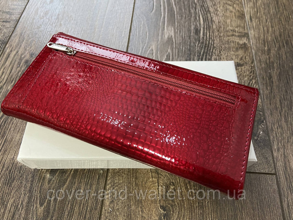 Красивий шкіряний жіночий лаковий гаманець червоного кольору Helen Verde Київ - фото 6