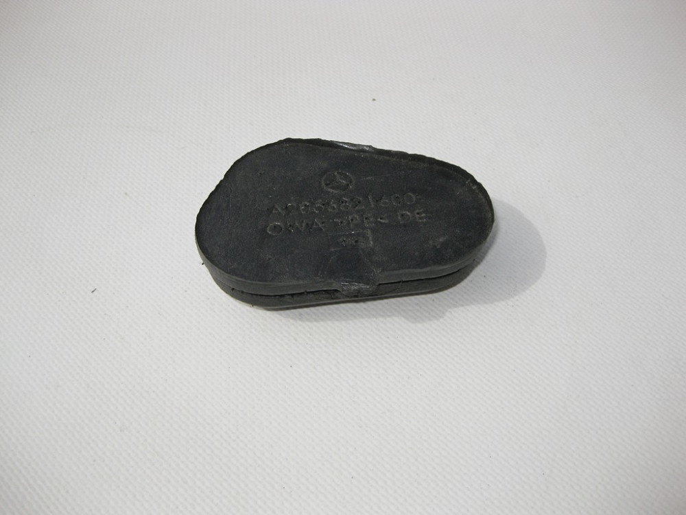 Mercedes-Benz  A2056821600 Шумоізоляційна заглушка стійки "A" вгорі C-Class W205 GLC X253 EQC 293 Одесса - изображение 2