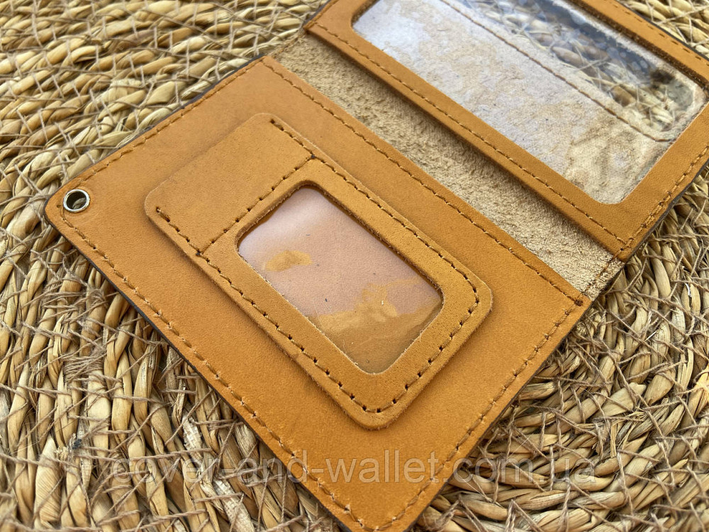 Шкіряна обкладинка ДСНС із відділенням для жетону жовтого кольору Puos Київ - фото 2