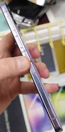 Смартфон Samsung Galaxy Flip 4 8/128Gb. Київ