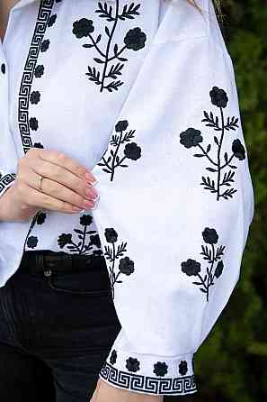 Жіноча сорочка з вишивкою, вишиванка з довгим рукавом біла лляна  топ Київ