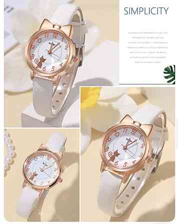 Подарочный набор для мужчин и женщин 2 парные часы с 2 ожерельем серце черно-белый Киев