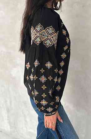 Жіноча сучасна вишиванка з об'ємним рукавом домотканий льон Чорний, 44 Одеса