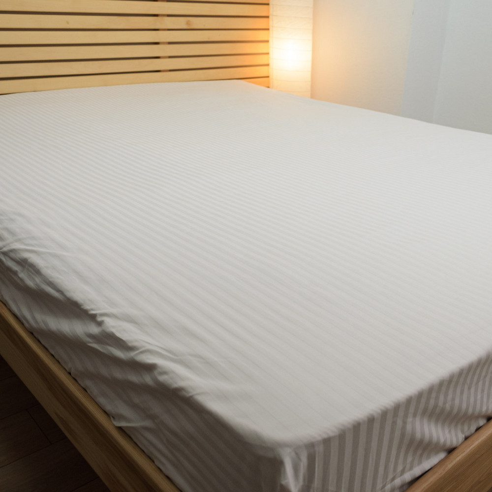 Простынь на резинке двуспальная страйп-сатин 100% хлопок 160х200х35см 125г/м2 (Белый) Сумы - изображение 5