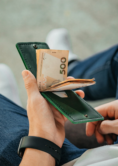 Чоловічий гаманець із натуральної шкіри, чорний місткий гаманець, чоловічий на кнопці гаманець із Crazy HorseMasterSem Київ - фото 1