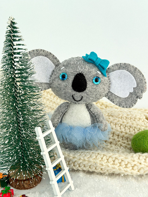 "Новорічна ялинкова прикраса з фетру ручної роботи - Коала (дівчинка) Київ - фото 2