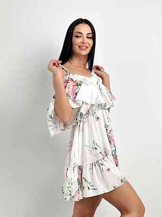 Сарафан на бретельках с воланами 