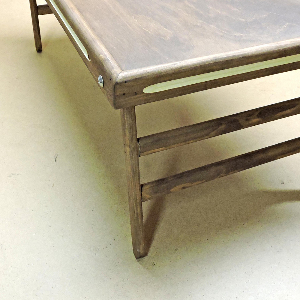 Столик-поднос для завтрака 