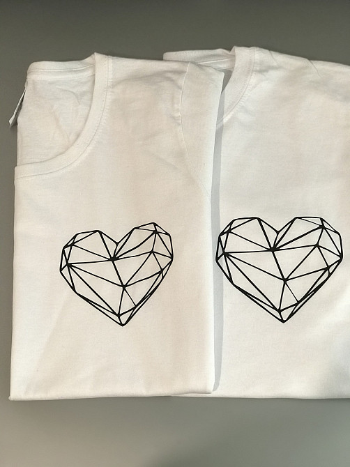 Парні футболки для хлопця та дівчини з Абстрактним принтом серця Чернівці - фото 2