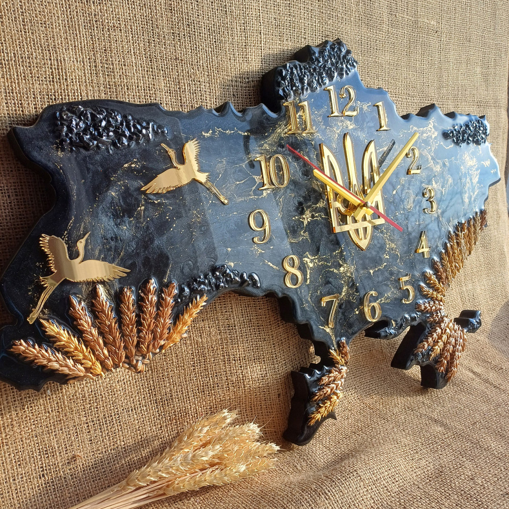 Часы настенные 50*32 см из эпоксидной смолы ручной работы 