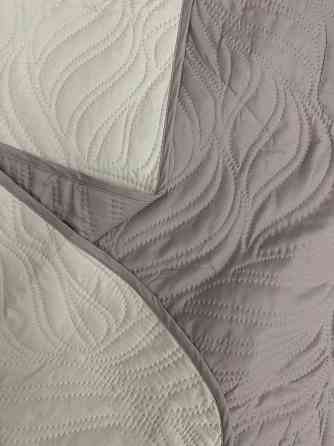 Покрывало двустороннее Decorator Microfiber листья 160х215 см серо-коричневый с бежевым (85-083) Киев