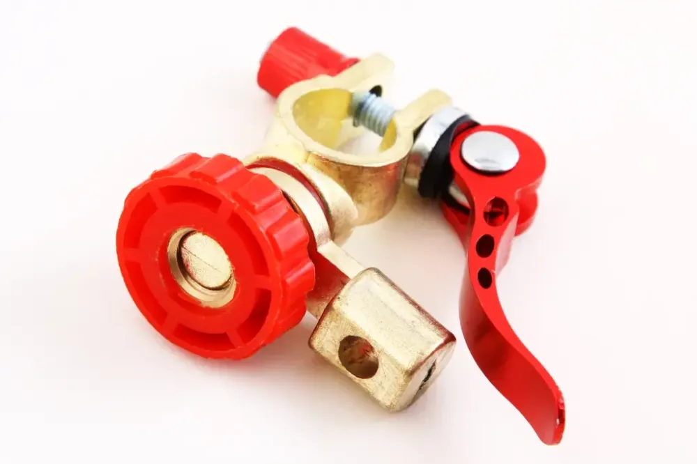 Клемма АКБ латунная быстросъемная с фиксатором и выключателем массы Г-образная - красная Винница - изображение 1