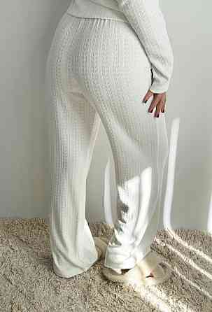 Універсальний жіночий костюм для дому та вулиці Молочний XS-S Харків