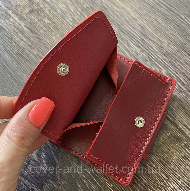 Невеликий жіночий гаманець бордового кольору з італійської шкіри Grande Pelle Київ - фото 6