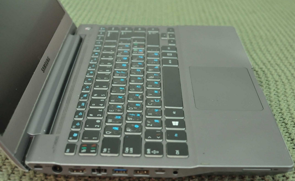 Игровой ноутбук Samsung 700z  (Core i5 /8Gb/SSD / video- 2Gb) Киев - изображение 4
