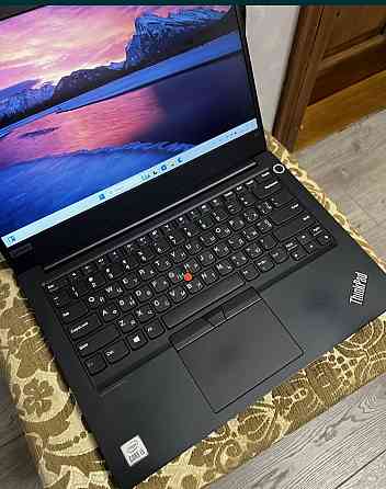 Ноутбук: Lenovo Think Pad E14 Gen1 / Core i5 -10ht, Gen/ 8Gb RAM / SSD256Gb. / FHD. Київ