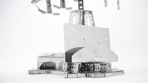 Колекційна модель-конструктор Metal Time Astronaut's Lodge Космічна станція МКС механічна (MT017) Харків - фото 18