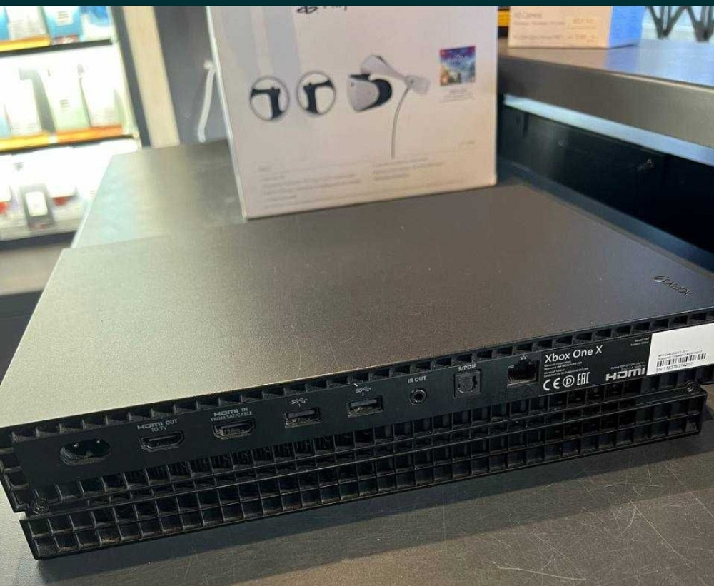 Стаціонарна ігрова приставка X-Box One X 1 TB Харків - фото 3
