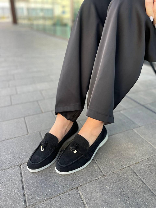 Mermaid Лофери жіночі Mermaid чорні натуральна замша плоска підошва розмір (Б-1) 41 Коломия - фото 1