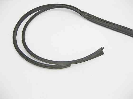 Mercedes-Benz  A2206902598 Ущільнювач над лівими дверима S-Class W220 Одеса