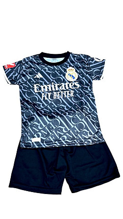 Футбольна форма ADIDAS Real Madrid VINNI JR Вишневе - фото 2