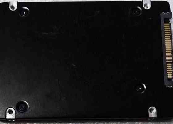 SSD-накопитель Samsung PM9A3 1.92TB 2.5" U.2 (MZQL21T9HCJR-00A07) Харків