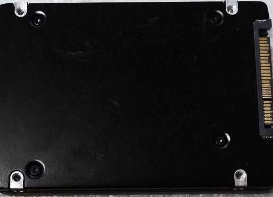 SSD-накопитель Samsung PM9A3 1.92TB 2.5" U.2 (MZQL21T9HCJR-00A07) Харків - фото 1