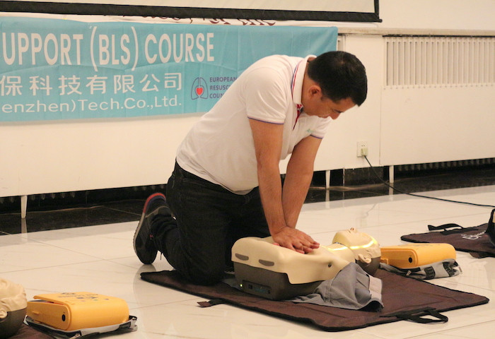 Інноваційний манекен для навчання СЛР и AED з візуалізацією кровотоку Amoul Дніпро - фото 4