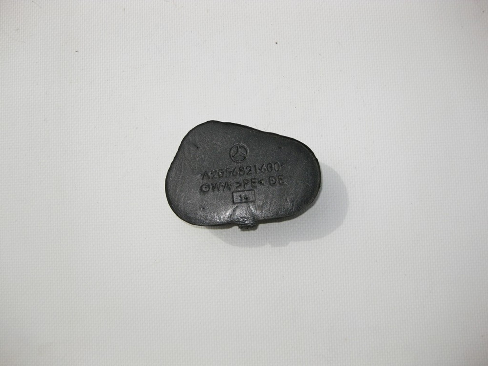 Mercedes-Benz  A2056821600 Шумоізоляційна заглушка стійки "A" вгорі C-Class W205 GLC X253 EQC 293 Одесса - изображение 1