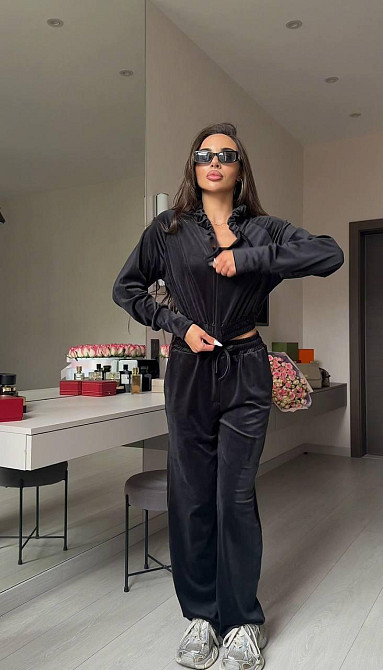 Женский прогулочный костюм двойка из велюра Черный, 46/48 Одесса - изображение 7