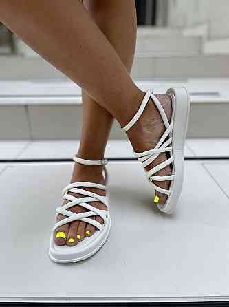 Olli Босоніжки жіночі білі літні OLLI Л-1-0110 натуральна шкіра / Шкіряні босоніжки на низькому Коломыя