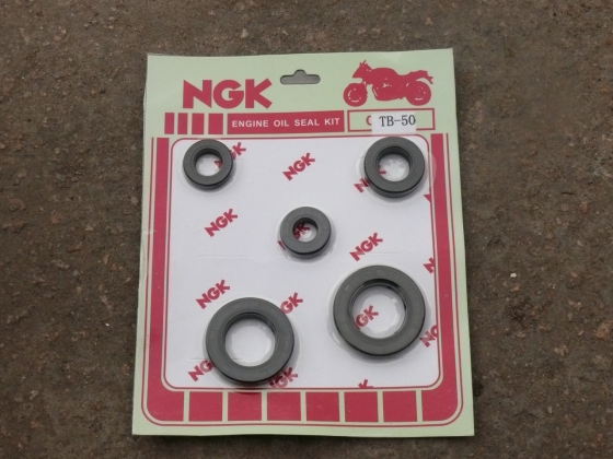 Сальники набір скутер Tb 60 ланцюговий Мукачево