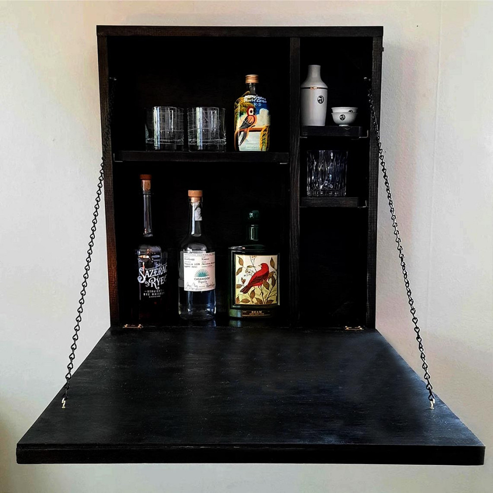 Настенный бар 