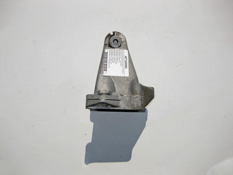 Mercedes-Benz  A2712230904 Кронштейн опори двигуна лівий M271 R4 1.8 kompressor C-Class W203 E-Class W211 Одесса - изображение 1