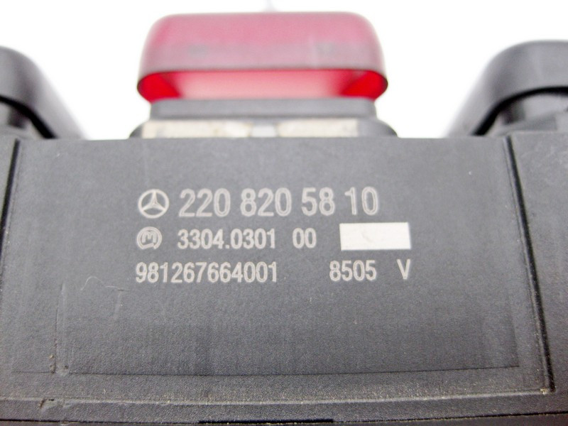 Mercedes-Benz  A2208205810 Блок кнопок аварійки, ESP, регулювання жорсткості амортизаторів та дорожнього просвіту S-Class W220 Одеса - фото 3