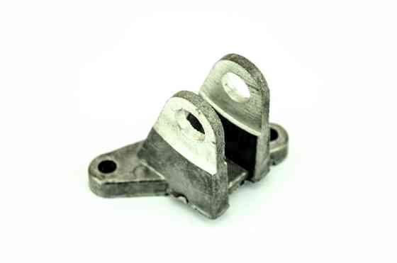Кронштейн раздатки 2121, 21213, 21214 (малый) рычага Мукачево