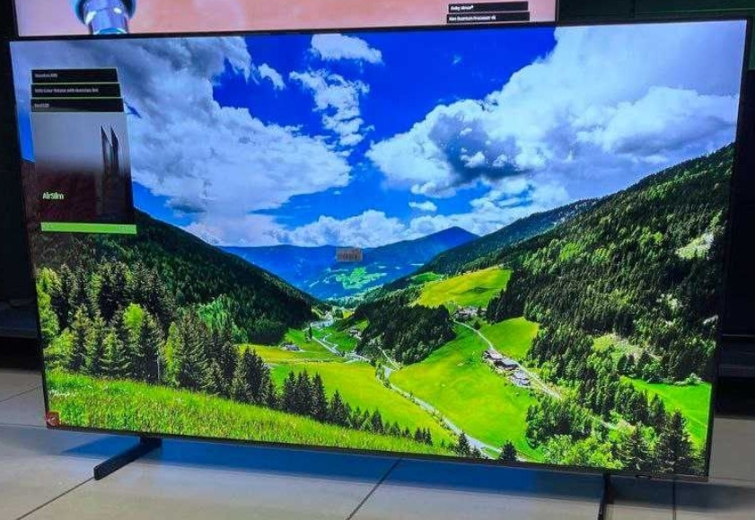 Телевизор Безрамный: 65