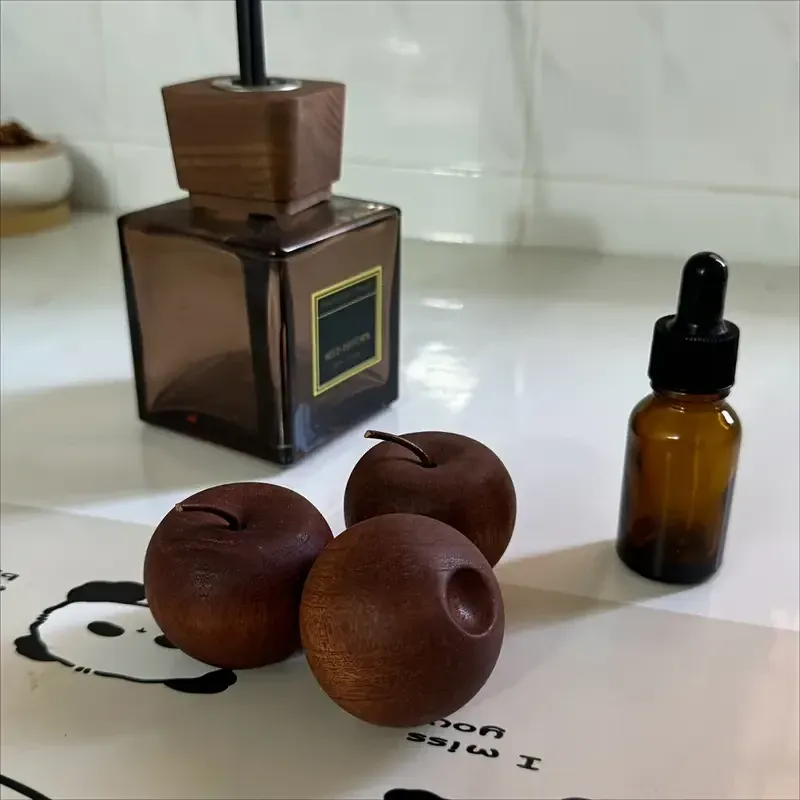 Деревянный аромадиффузор «Яблоко» – эко-декор и ароматизатор для авто, спальни и дома Киев - изображение 8