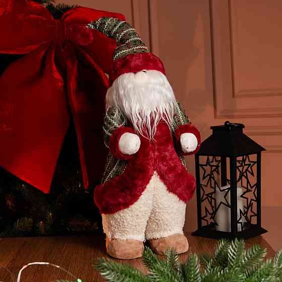 Скандинавский Санта в красном для новогоднего декора Киев