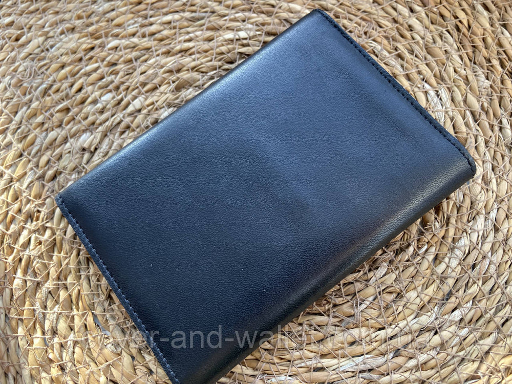 Тонкий чоловічий портмоне для паспорта та автодокументів з натуральної шкіри з тисненням марки авто Puos Київ - фото 3