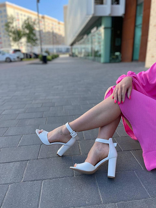 L&M Білі босоніжки літні жіночі на підборах еко-шкіра L&M F52-3 р. 38-40 / Стильне жіноче взутт Коломия - фото 6