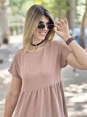 Летнее платье миди свободного кроя 