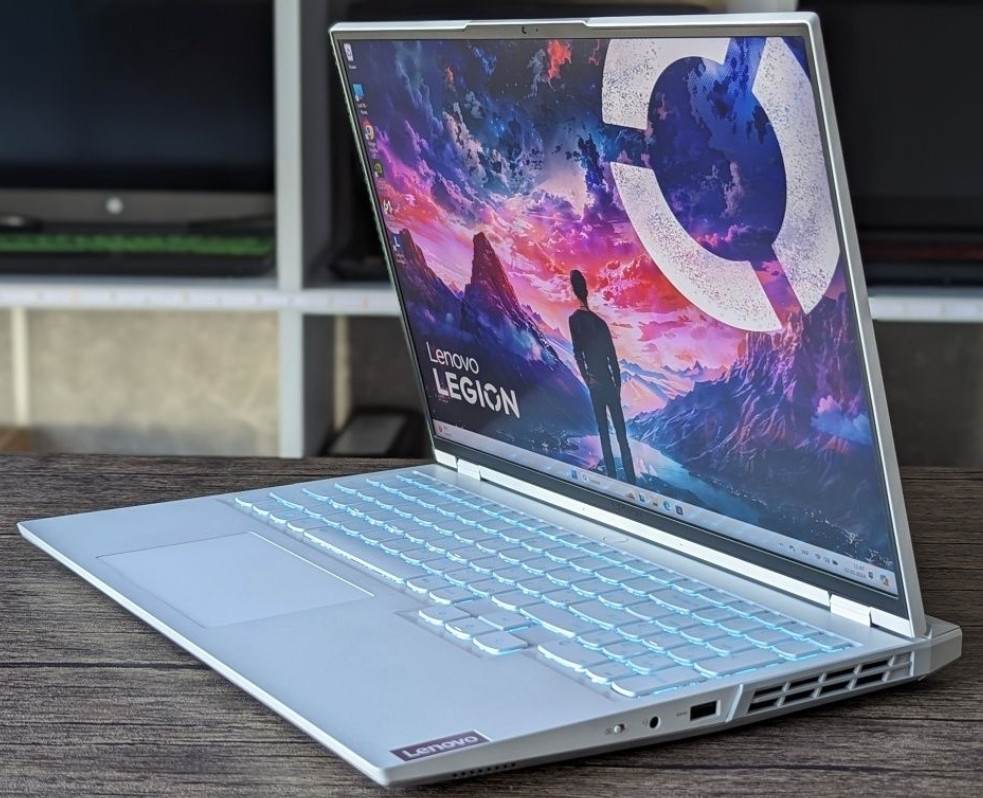 Ноутбук Lenovo Legion 5 Pro /2.5K/165Hz./ i5-12500H / 16Gb DDR5/ 512 SSD/RTX3060. Киев - изображение 3