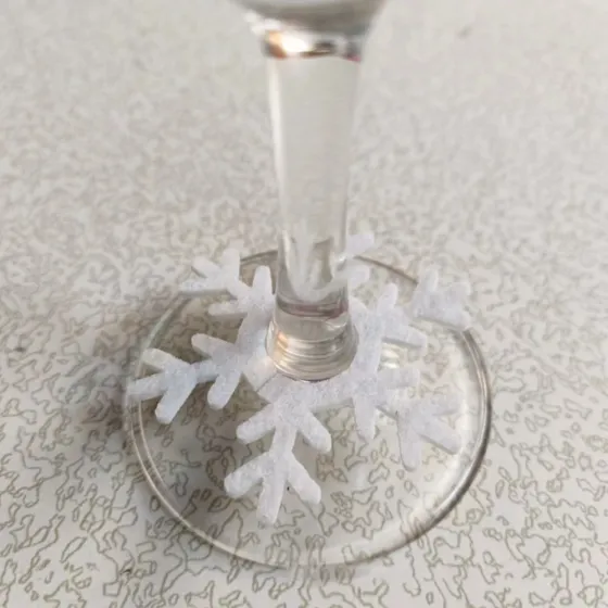 Украшения для бокалов на новый год Снежинки 6 штук 55 мм серый Киев