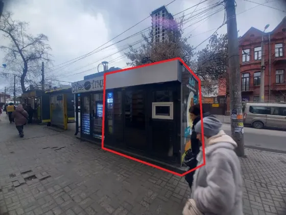 Павільйон в центрі міста, на Європейській площі (пересічення Глінки і Міронова) Супер трафік, все ск Дніпро