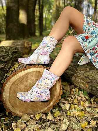 Nivelle Напівчоботи жіночі NIVELLE примула біла шкіра натуральна висота 21см обхват 32-34см (40 Коломия