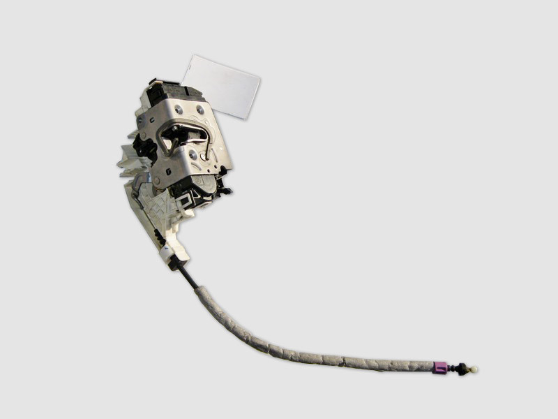 Mercedes-Benz  A2047301435 Замок задніх правих дверей E-Class W212 C-Class W204 GLK X204 CLS C218 Одесса - изображение 1