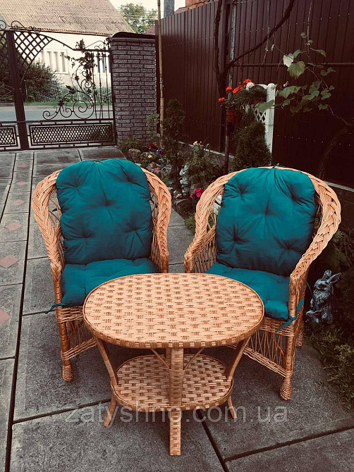 Плетені меблі з накидками |  Комплект плетених меблів з журнальним столом | меблі з лози на пода Київ - фото 2